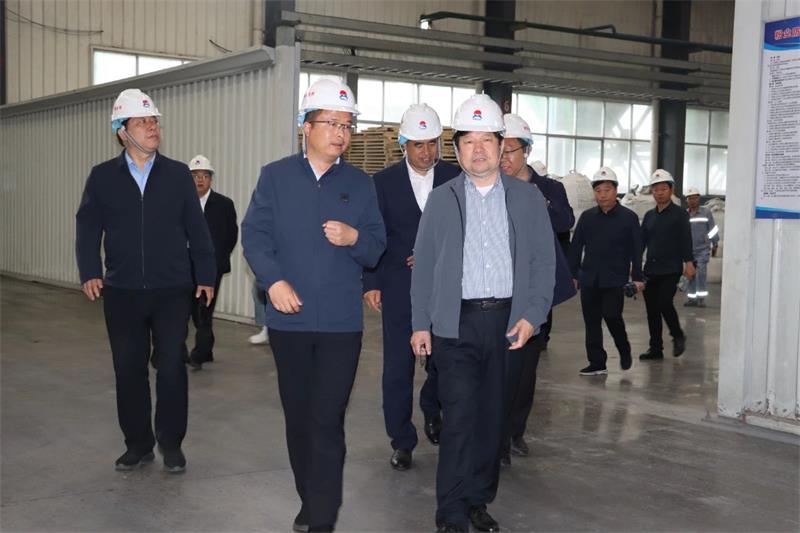 省人大環(huán)資委副主任吳忠華帶隊(duì)蒞臨明泰鋁業(yè)開(kāi)展立法調(diào)研