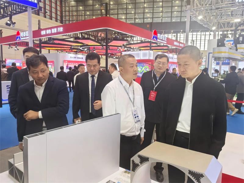 明泰鋁業(yè)閃耀第三屆中原（鄭州）國(guó)際鋁工業(yè)展覽會(huì)